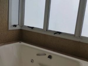 Película jateado branco leitoso em Niterói