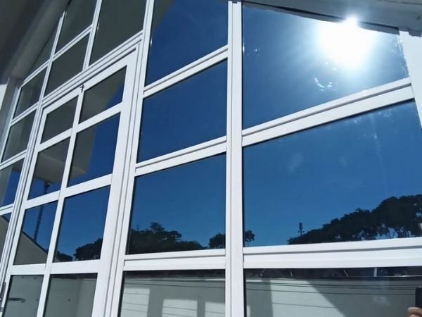 Película para Vidro em Guapimirim Películas Isofilme estilo Insulfilm em Guapimirim